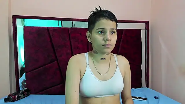 cami hots online show from February 5, 9:57 am