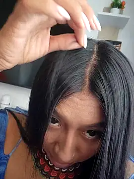 luisa16xxx online show from May 13, 9:00 pm