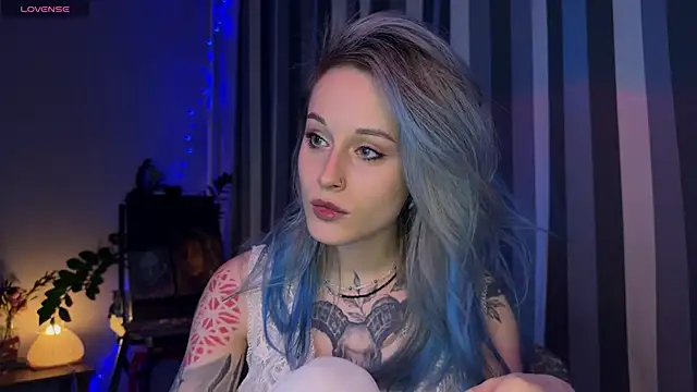 aviva faith online show from October 3, 7:11 pm