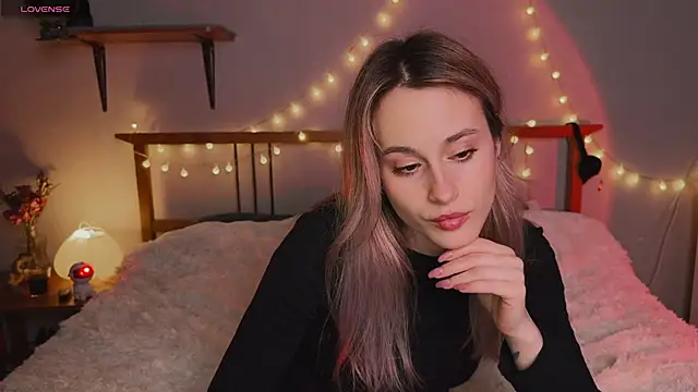 aviva faith online show from October 27, 5:50 pm