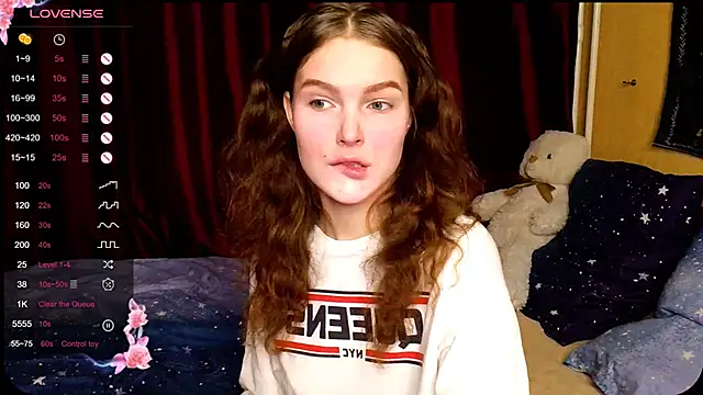 Snapshot of Jenna_Sativa chatting on December 3, 6:59 am Jenna Sativa online show from December 3, 6:59 am