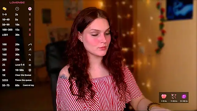 Snapshot of Jenna_Sativa chatting on March 26, 1:28 pm Jenna Sativa online show from March 26, 1:28 pm