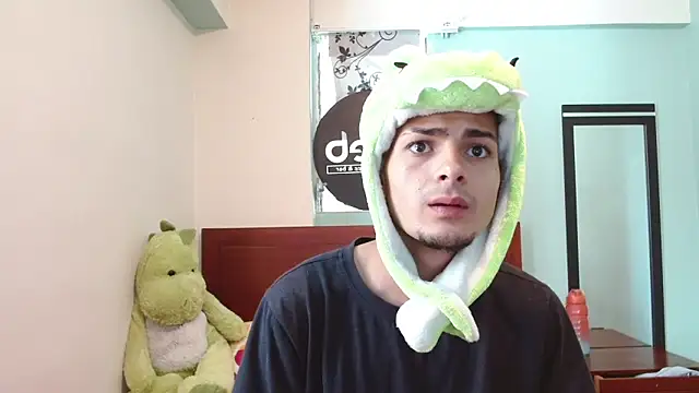 Snapshot of Jeffstyle18 chatting on October 5, 4:49 pm Jeffstyle18 online show from October 5, 4:49 pm