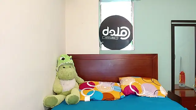 Snapshot of Jeffstyle18 chatting on October 17, 5:59 pm Jeffstyle18 online show from October 17, 5:59 pm