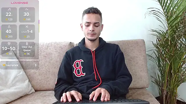 Snapshot of Jeffstyle18 chatting on October 28, 3:36 pm Jeffstyle18 online show from October 28, 3:36 pm