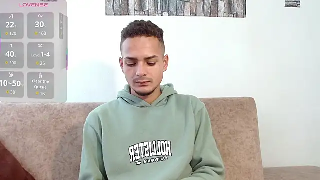 Snapshot of Jeffstyle18 chatting on October 29, 3:25 pm Jeffstyle18 online show from October 29, 3:25 pm