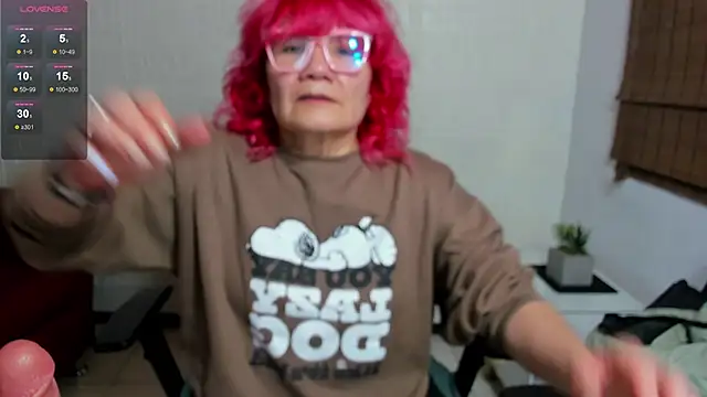 Snapshot of Salomeediaz_ chatting on February 15, 9:04 pm Salomeediaz online show from February 15, 9:04 pm