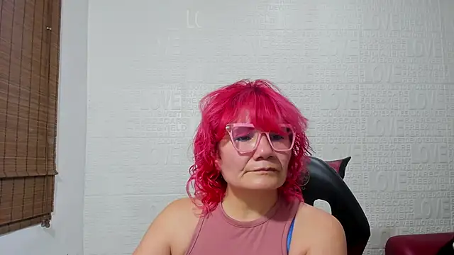 Snapshot of Salomeediaz_ chatting on February 18, 9:09 pm Salomeediaz online show from February 18, 9:09 pm