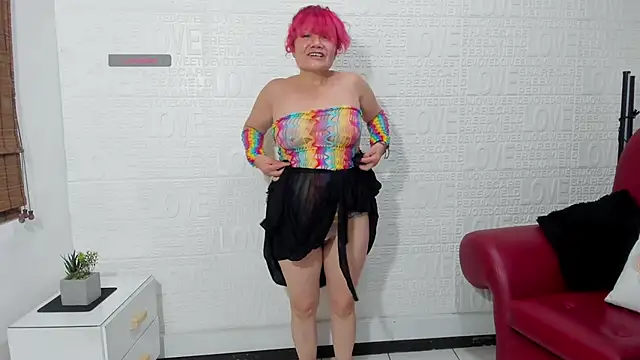 Snapshot of Salomeediaz_ chatting on February 21, 12:16 am Salomeediaz online show from February 21, 12:16 am