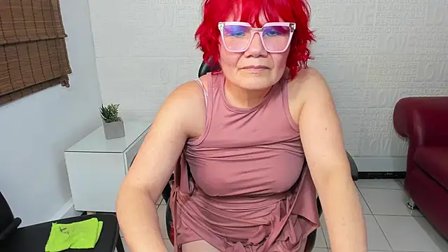 Snapshot of Salomeediaz_ chatting on February 26, 3:10 am Salomeediaz online show from February 26, 3:10 am