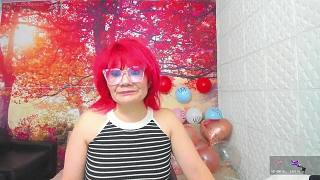 Snapshot of Salomeediaz_ chatting on March 8, 5:28 am Salomeediaz online show from March 8, 5:28 am