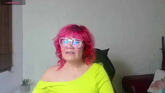 Snapshot of Salomeediaz_ chatting on March 13, 5:54 am Salomeediaz online show from March 13, 5:54 am