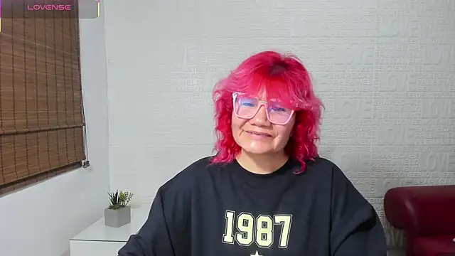 Snapshot of Salomeediaz_ chatting on March 15, 2:14 am Salomeediaz online show from March 15, 2:14 am