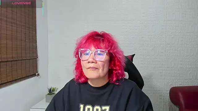 Snapshot of Salomeediaz_ chatting on March 15, 8:26 am Salomeediaz online show from March 15, 8:26 am