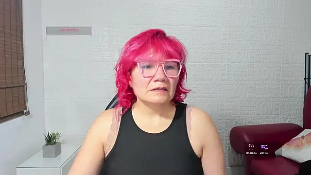 Snapshot of Salomeediaz_ chatting on March 15, 8:10 pm Salomeediaz online show from March 15, 8:10 pm