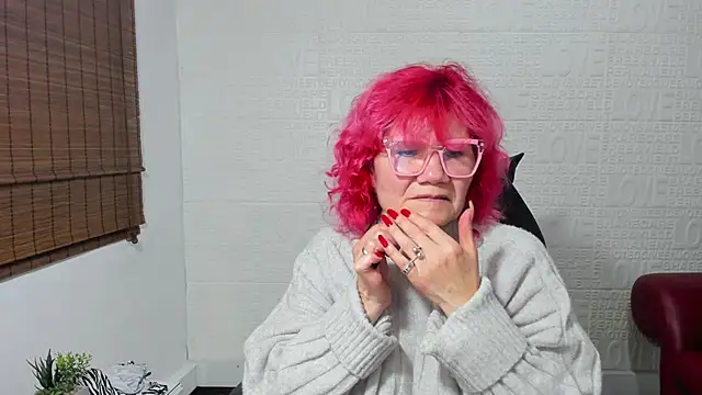 Snapshot of Salomeediaz_ chatting on March 18, 6:03 am Salomeediaz online show from March 18, 6:03 am