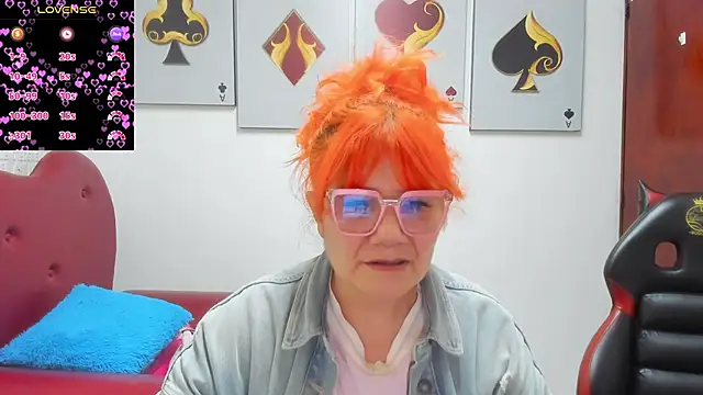 Salomeediaz  online show from June 12, 9:14 pm