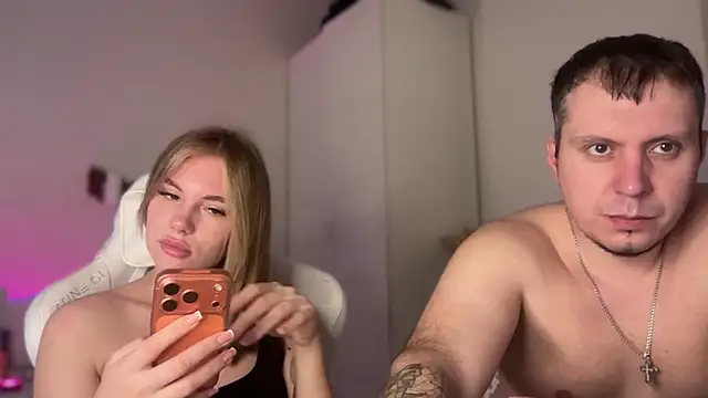 KesandAlex online show from March 13, 5:58 am