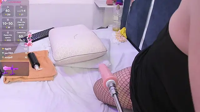 VeronicaRyan online show from January 17, 6:12 pm