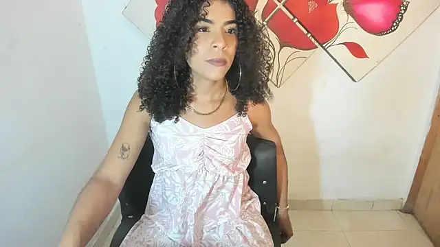naomiwildburn online show from July 10, 3:33 am