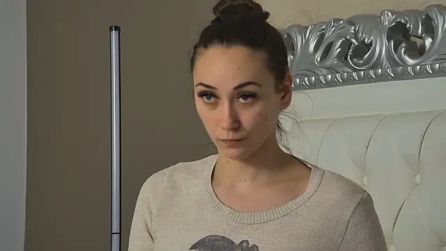 AliceMunro online show from March 19, 8:46 pm