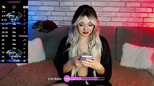 Snapshot of Eva_Evile chatting on April 12, 10:20 am Eva Evile online show from April 12, 10:20 am