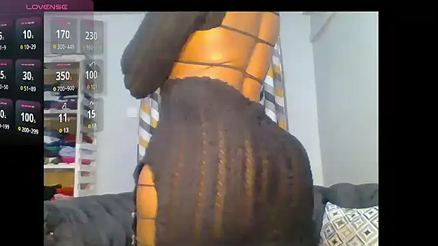 Petite 254 online show from March 11, 4:29 pm