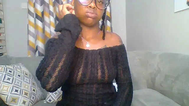 Snapshot of Petite_254 chatting on March 14, 1:55 am Petite 254 online show from March 14, 1:55 am