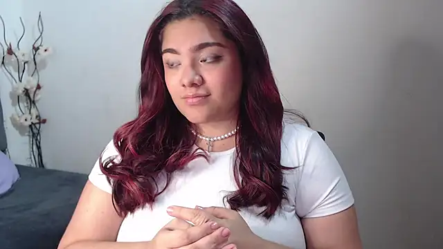 KathyGonzalez online show from February 15, 8:54 pm