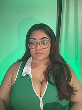 Snapshot of KathyGonzalez chatting on November 17, 11:10 pm KathyGonzalez online show from November 17, 11:10 pm