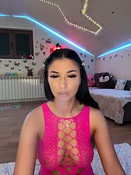 SelenaBee online show from June 11, 7:17 am