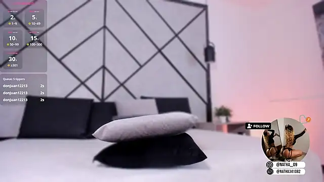 Snapshot of Natasha_Smith09 chatting on January 15, 10:46 pm Natasha Smith09 online show from January 15, 10:46 pm