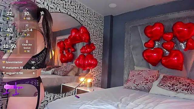 Snapshot of Hotsamantamature chatting on February 5, 2:29 am Hotsamantamature online show from February 5, 2:29 am