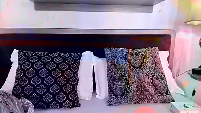 Snapshot of Hotsamantamature chatting on March 15, 7:38 pm Hotsamantamature online show from March 15, 7:38 pm