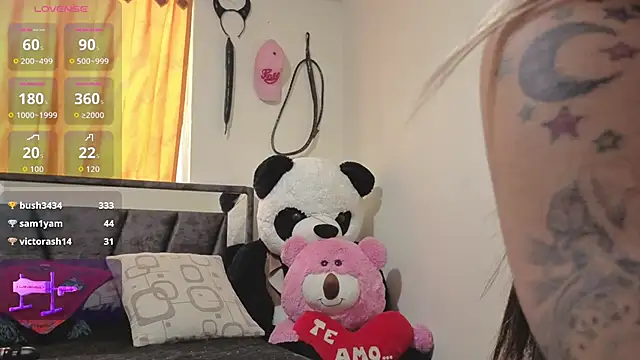 Snapshot of Hotsamantamature chatting on September 12, 9:26 pm Hotsamantamature online show from September 12, 9:26 pm