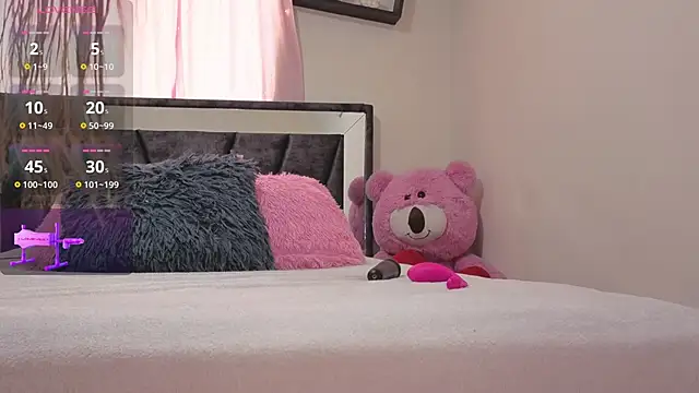 Hotsamantamature online show from November 22, 4:50 pm