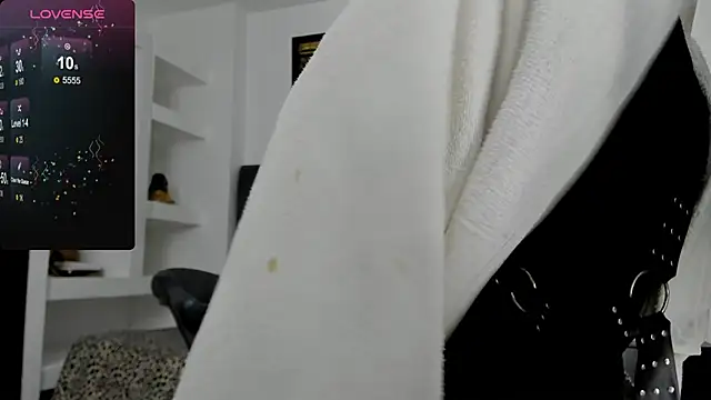 MattRodriguez9 online show from March 21, 4:29 pm