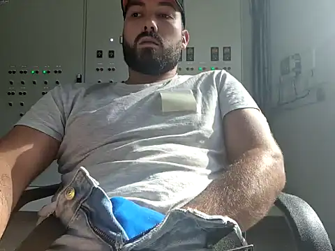 Leonormaldick online show from October 8, 1:31 pm