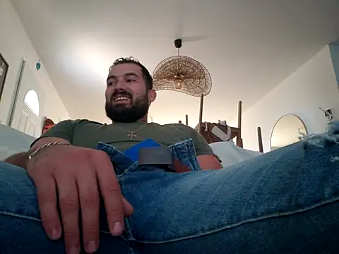 Leonormaldick online show from October 15, 2:39 pm