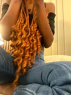 adaraSmiith online show from September 25, 12:31 pm