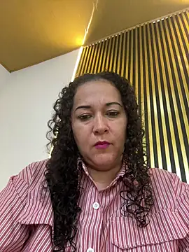 luisa curli online show from July 12, 1:51 am