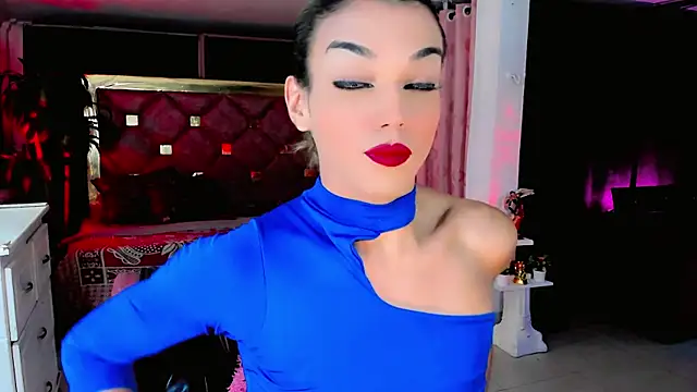 Snapshot of the-horus-girl chatting on November 9, 2:21 am the-horus-girl online show from November 9, 2:21 am