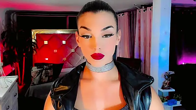 Snapshot of the-horus-girl chatting on November 17, 4:40 am the-horus-girl online show from November 17, 4:40 am