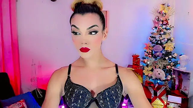 Snapshot of the-horus-girl chatting on November 23, 4:12 am the-horus-girl online show from November 23, 4:12 am