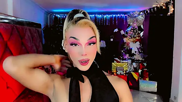 Snapshot of the-horus-girl chatting on December 4, 9:45 pm the-horus-girl online show from December 4, 9:45 pm