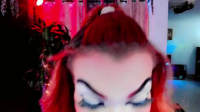 the-horus-girl online show from January 8, 5:21 am