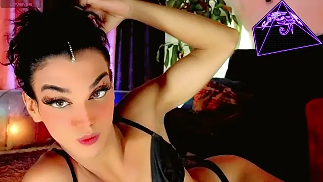 the-horus-girl online show from May 1, 2:38 am