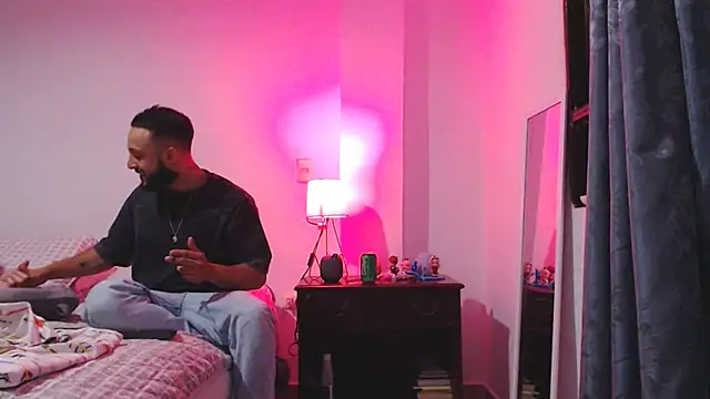 Snapshot of Sanit_Di chatting on March 12, 3:12 am Sanit Di online show from March 12, 3:12 am