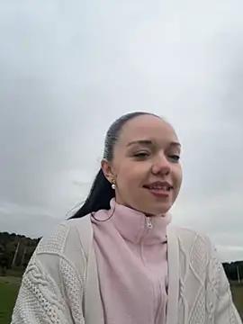 Snapshot of Vanesskaa chatting on October 10, 4:28 pm Vanesskaa online show from October 10, 4:28 pm