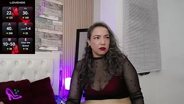 marie hss online show from December 27, 2:47 am